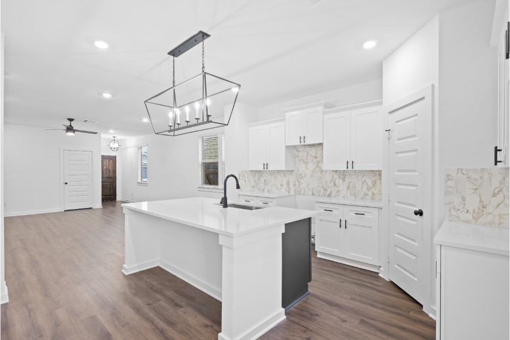 6430 Downey Lane Rosharon, TX 77583 - Photo 12 of 30 Gallery Image 12