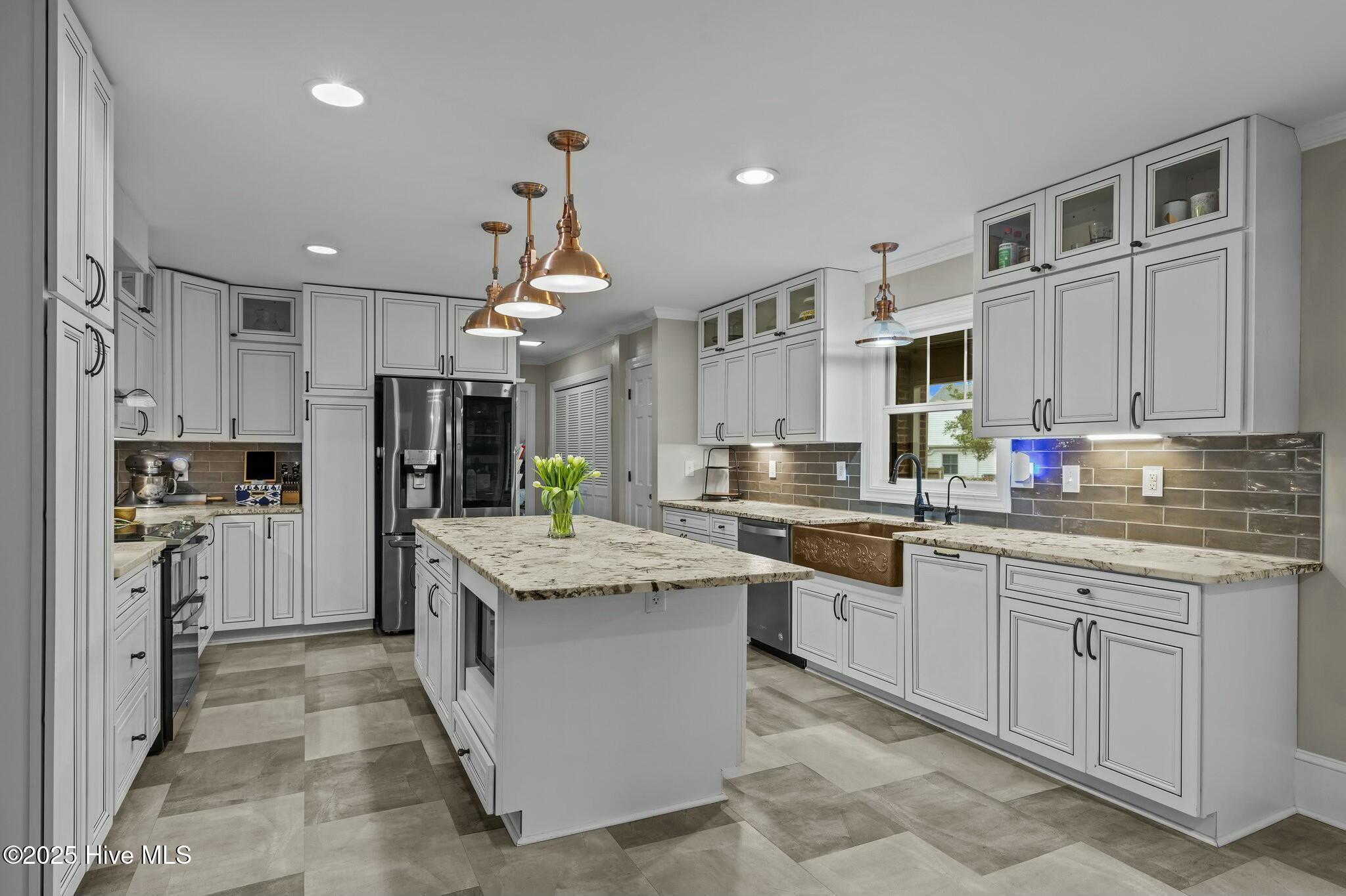 207 Fairview Drive Beaufort, NC 28516 - Photo 15 of 69 tempImageoXrL4r