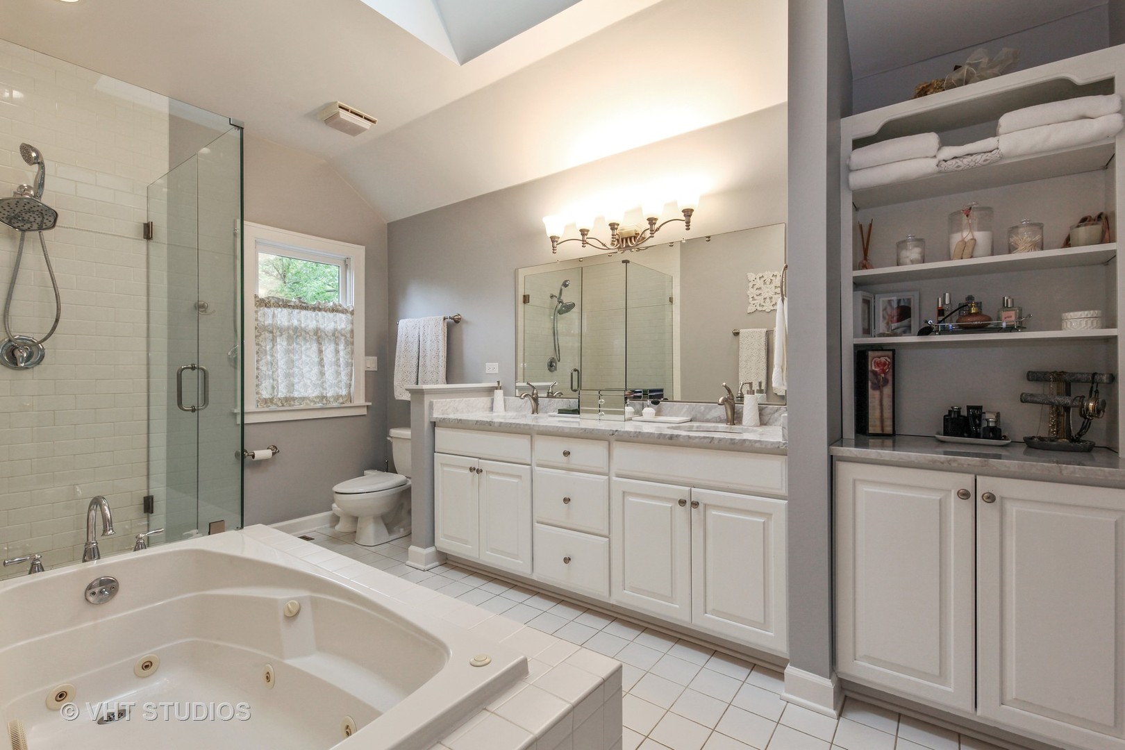 555 North Happ Road Northfield, IL 60093 - Photo 13 of 28
