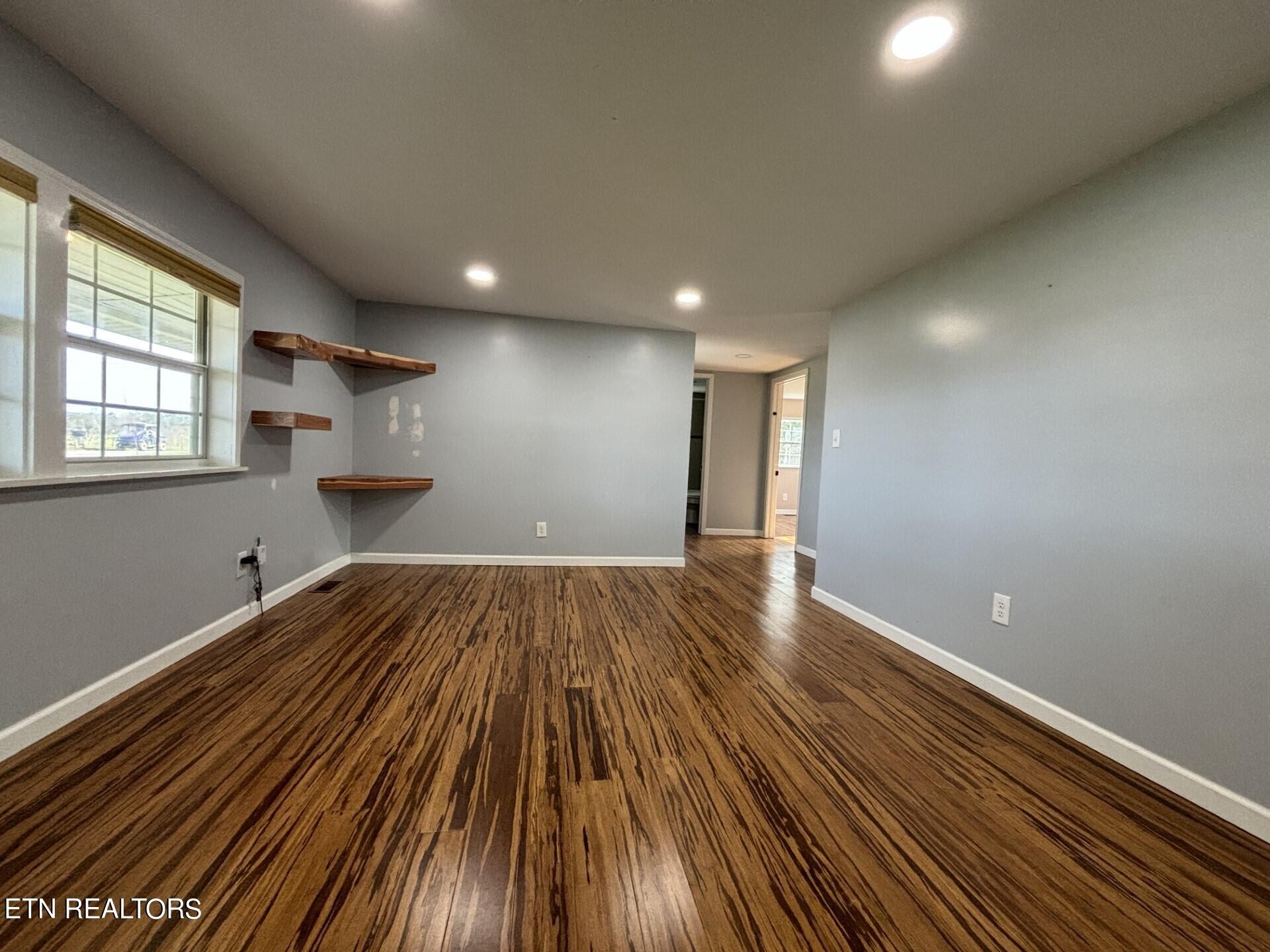 203 Billy Ridge Road Jamestown, TN 38556 - Photo 4 of 33 Gallery Image 4