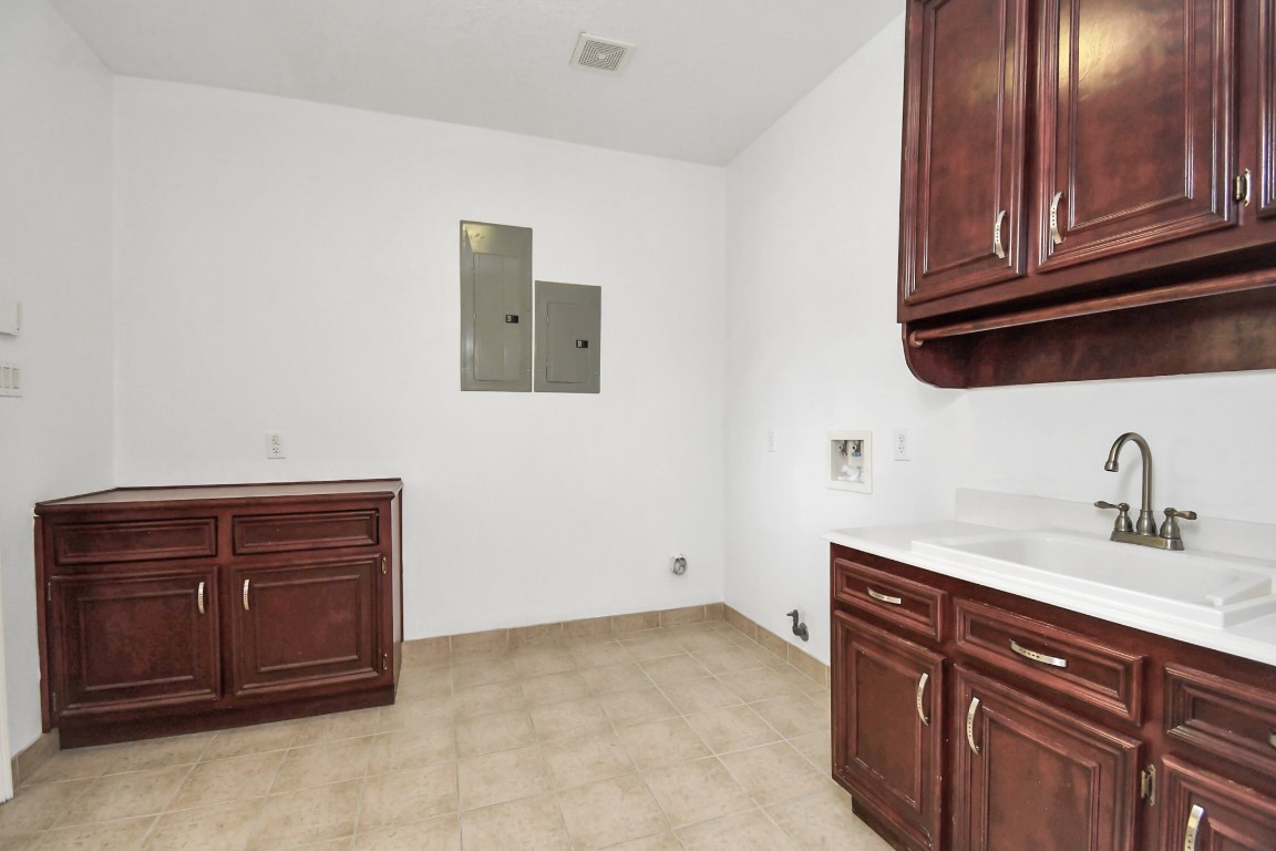 1321 East Archer Road Baytown, TX 77521 - Photo 22 of 26