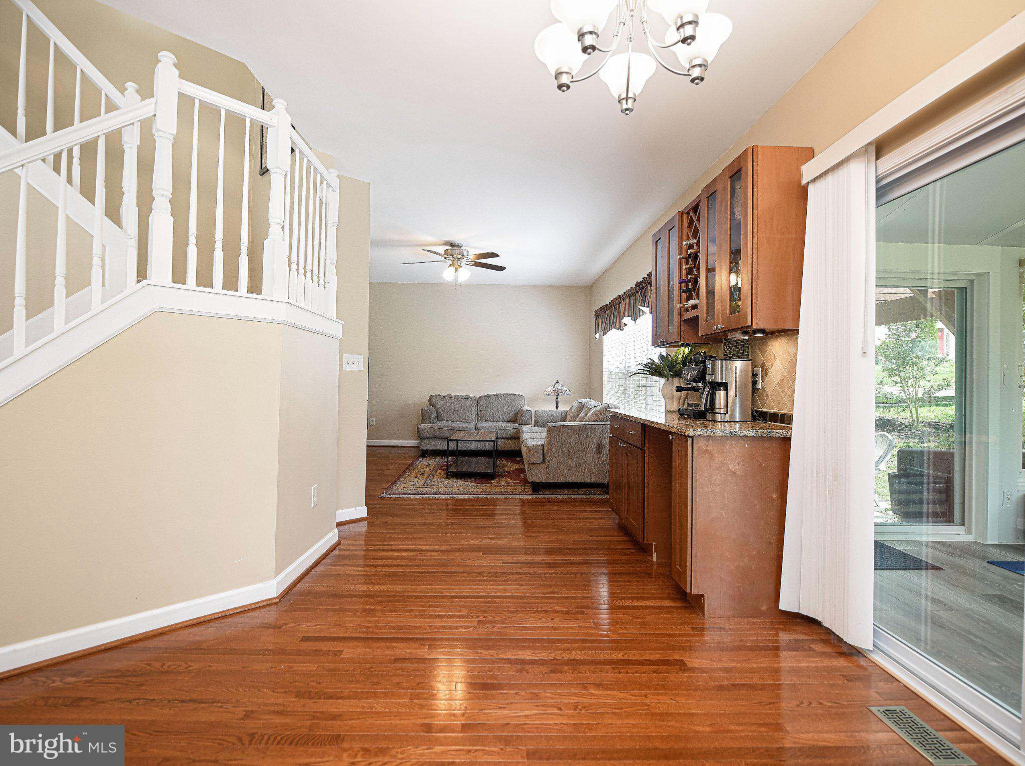 7809 Reston Lane Baltimore, MD 21237 - Photo 6 of 62