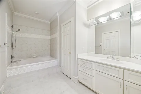 $4,795,000 | 608 Little John Lane, Houston, TX 77024