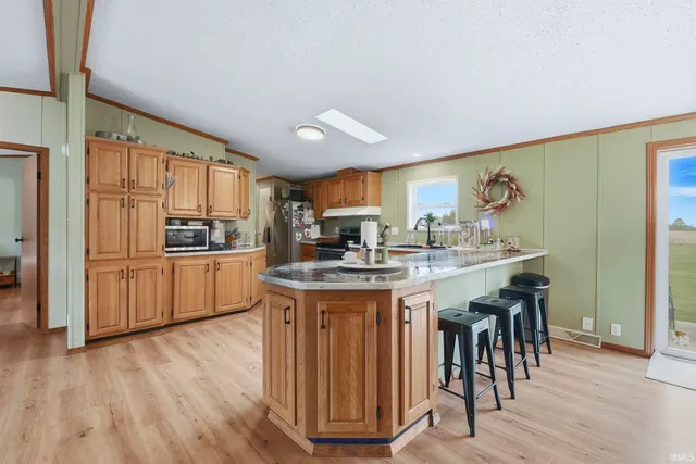 $249,900 | 3122 East 500 North, Columbia City, IN 46725