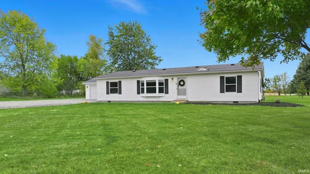 $249,900 | 3122 East 500 North, Columbia City, IN 46725