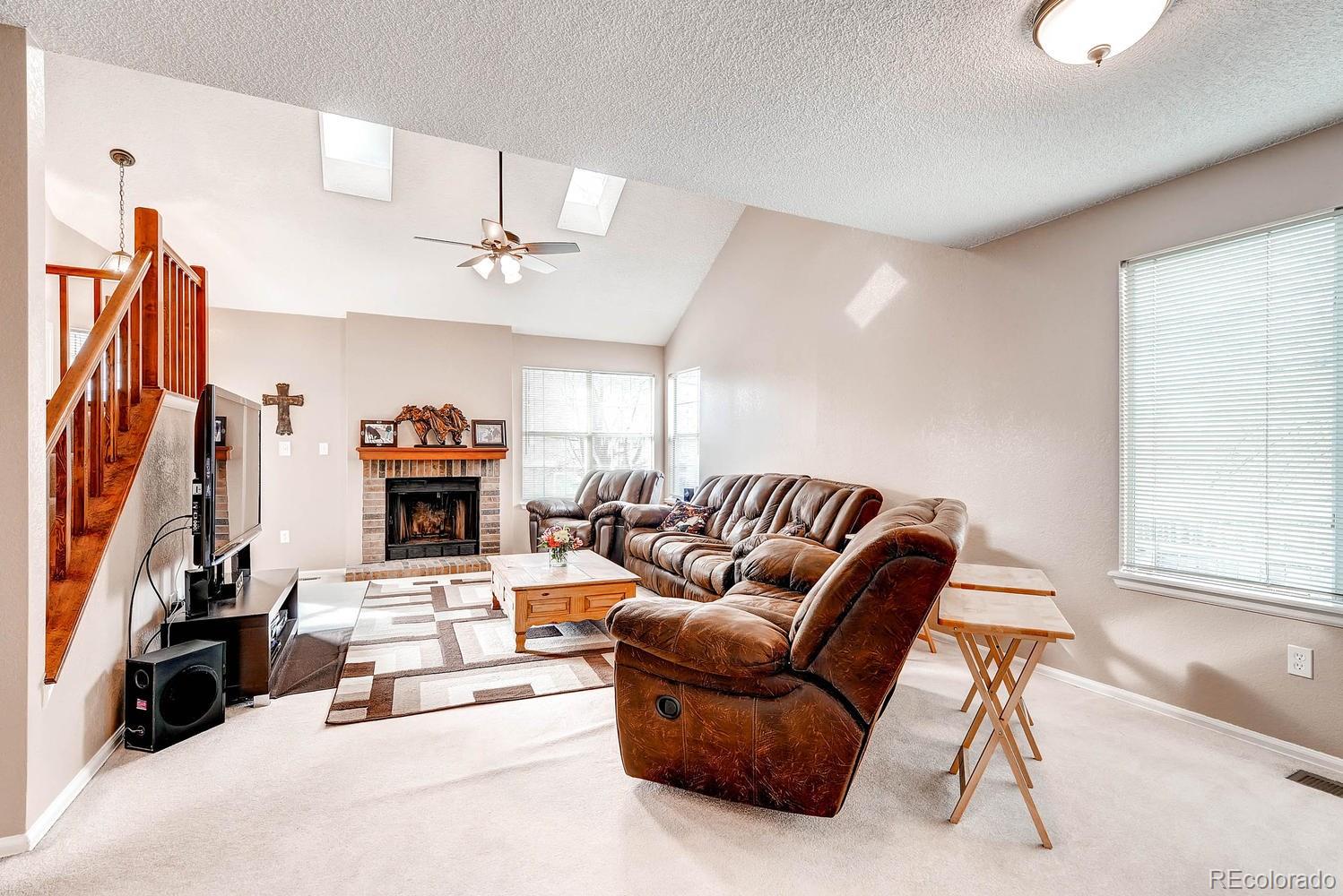 9186 Bell Flower Way Highlands Ranch, CO 80126 - Photo 4 of 26 Gallery Image 4