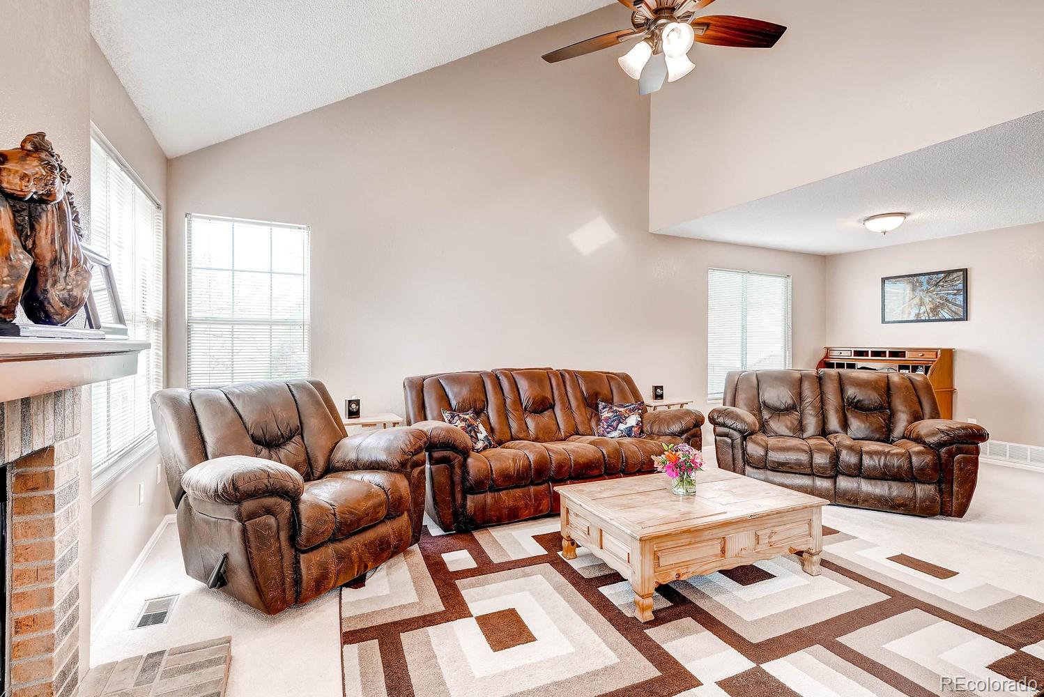 9186 Bell Flower Way Highlands Ranch, CO 80126 - Photo 6 of 26 Gallery Image 6