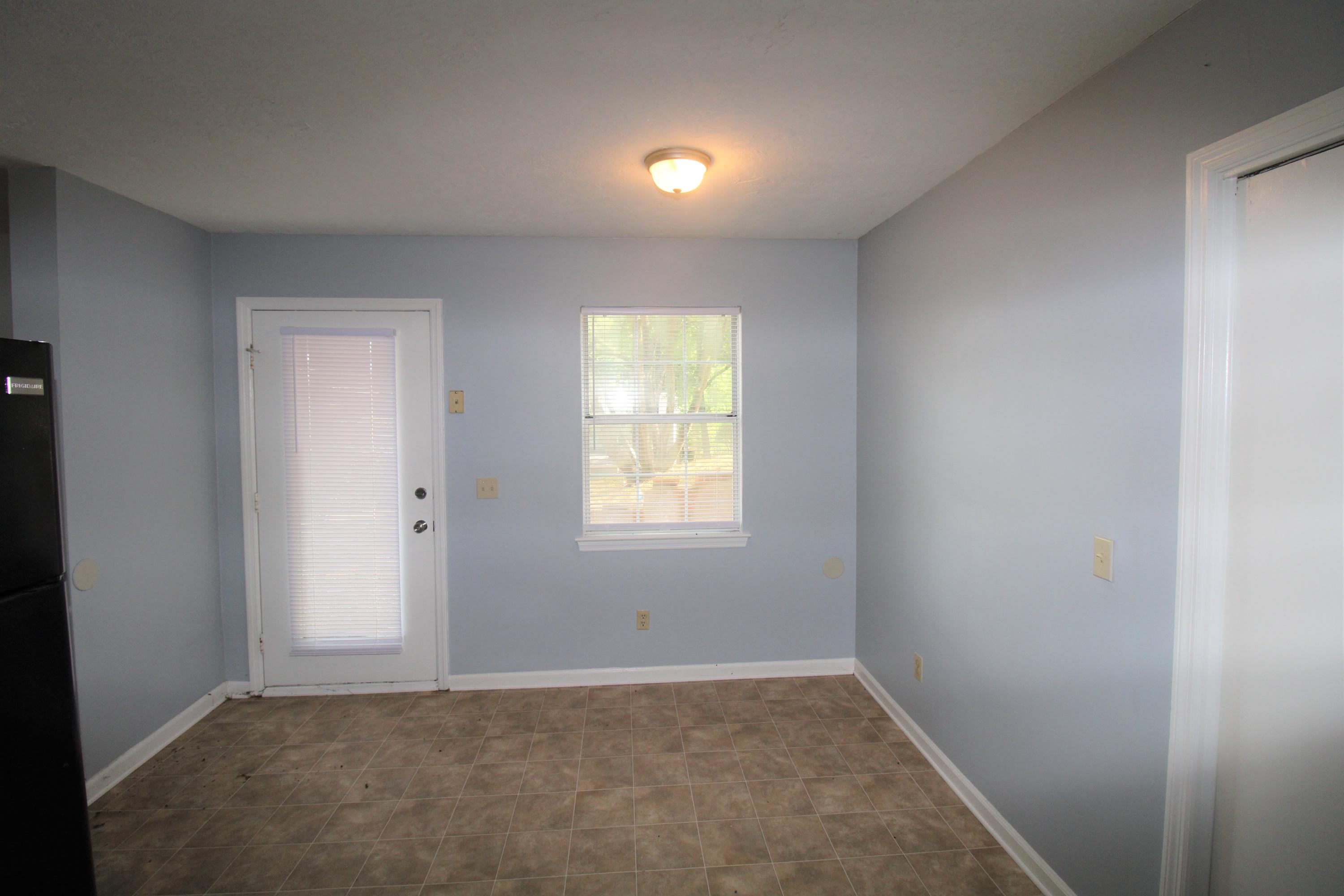 7006 Moreview Road Chattanooga, TN 37412 - Photo 6 of 15 IMG_0458