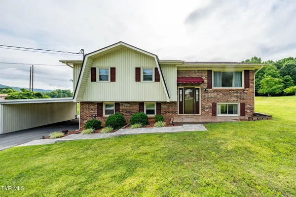 $420,000 | 231 Pine Laurel Circle, Bluff City, TN 37618