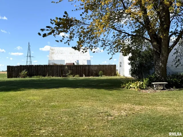 $264,500 | 2260 Knox Road 600 East, Wataga, IL 61488