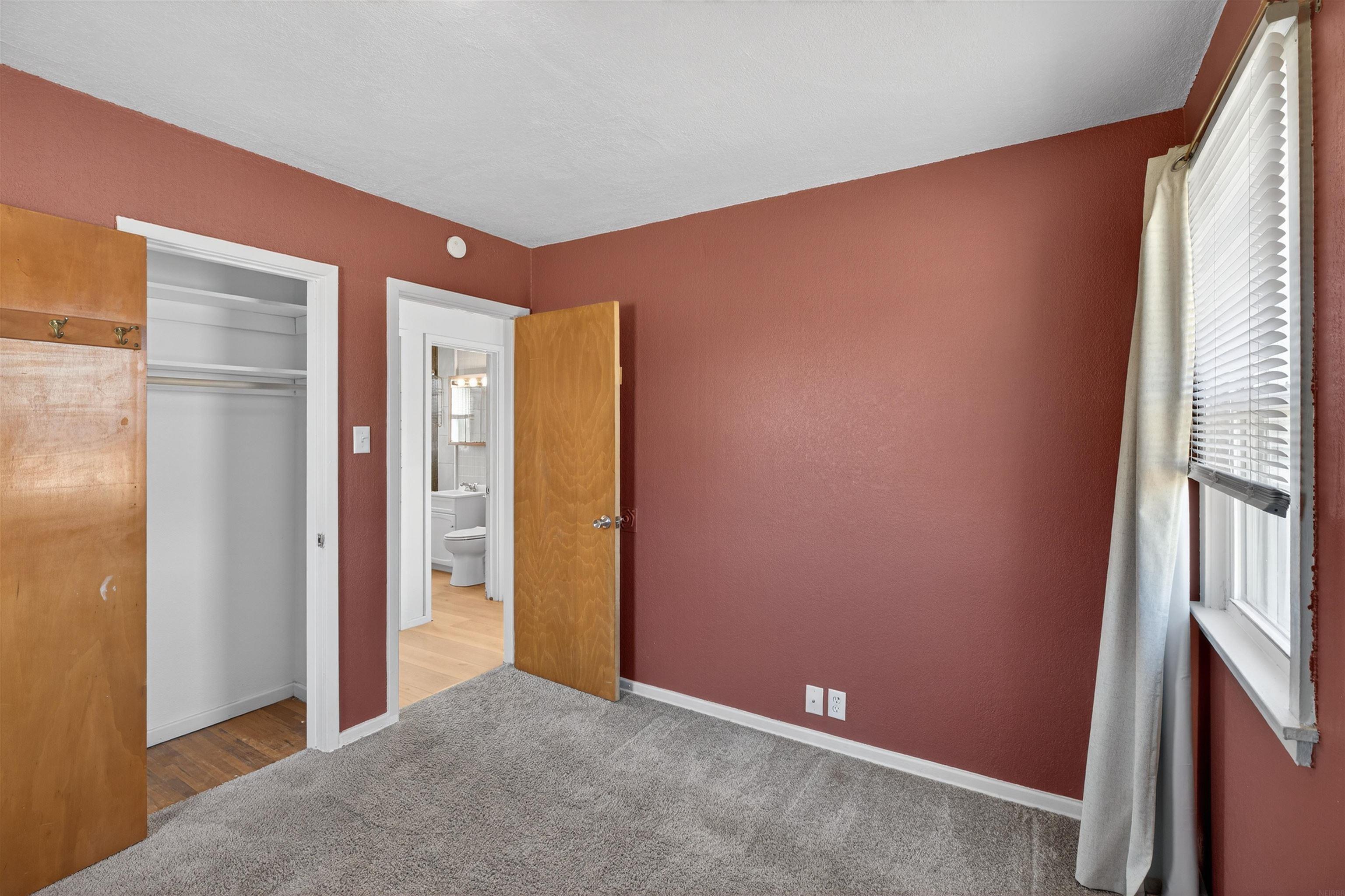 3121 Gilbertville Road Waterloo, IA 50707 - Photo 13 of 21 Gallery Image 13