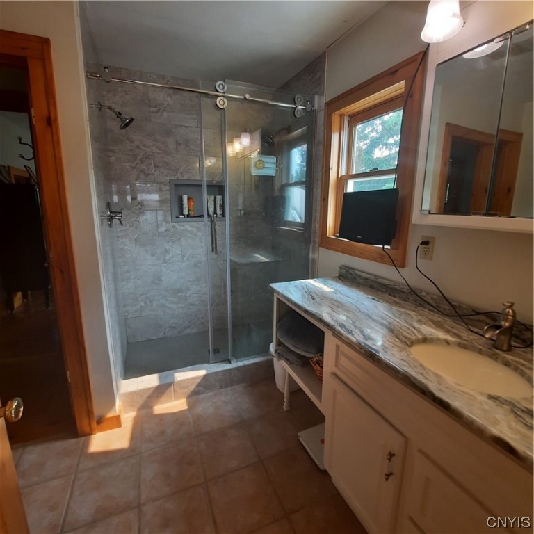 3635 Potash Hill Road Vernon, NY 13477 - Photo 35 of 46 Upstairs Full Bath