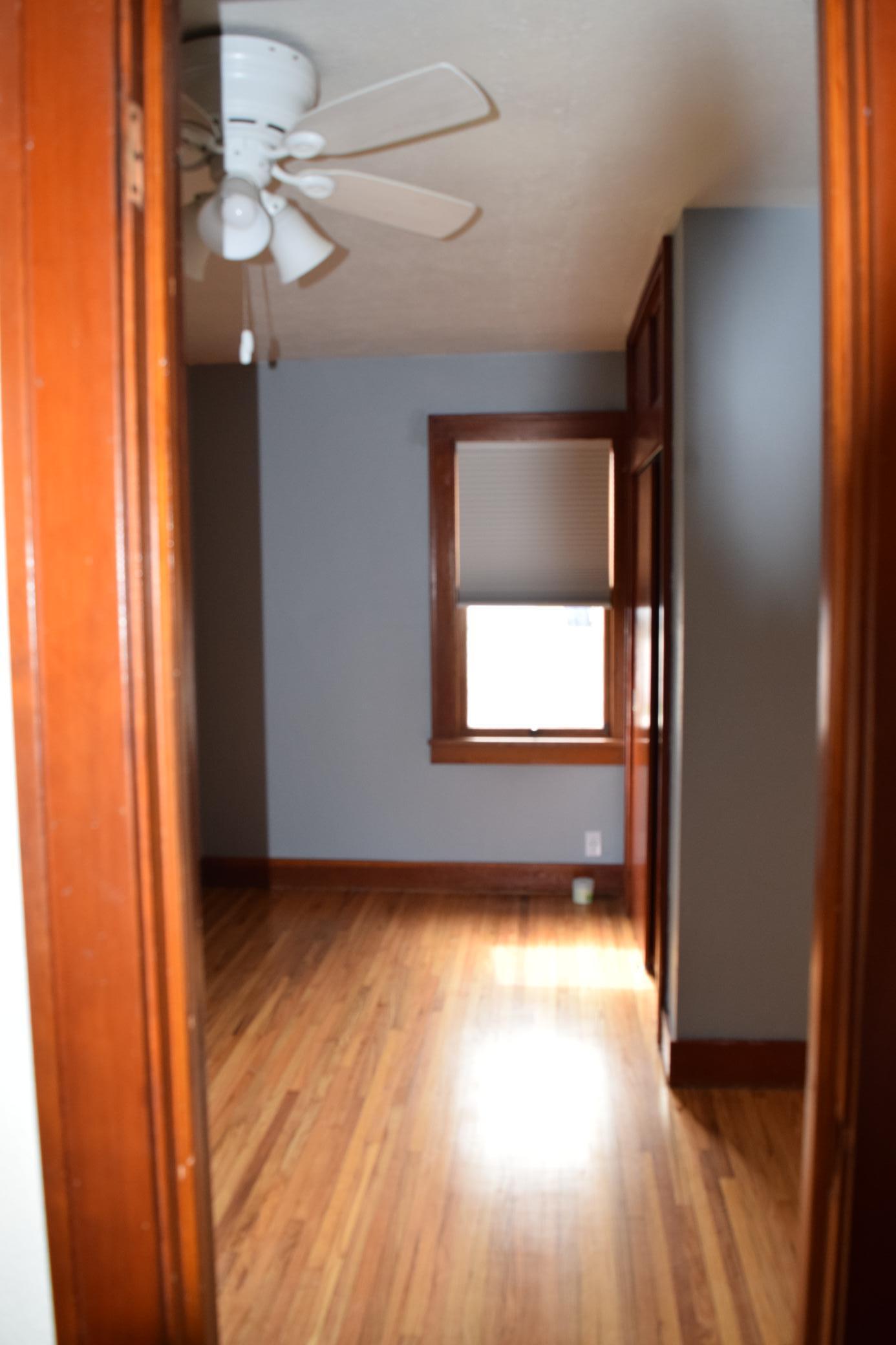 213 Brown Street West Comfrey, MN 56019 - Photo 4 of 12