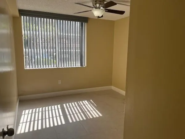 $2,100 | Undisclosed Address, Miramar, FL 33025