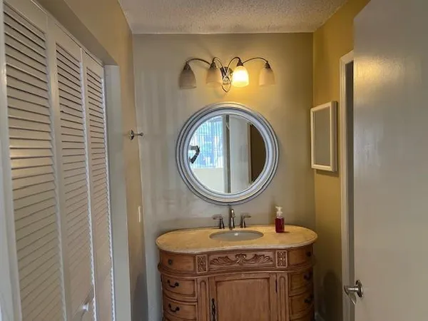 $2,100 | Undisclosed Address, Miramar, FL 33025