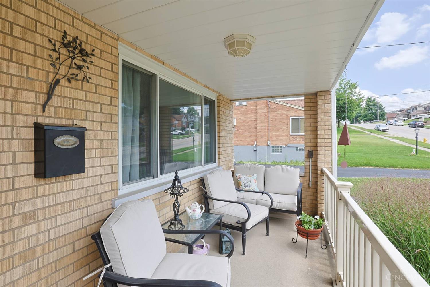 5994 Lawrence Road Cincinnati, OH 45248 - Photo 3 of 39 Gallery Image 3