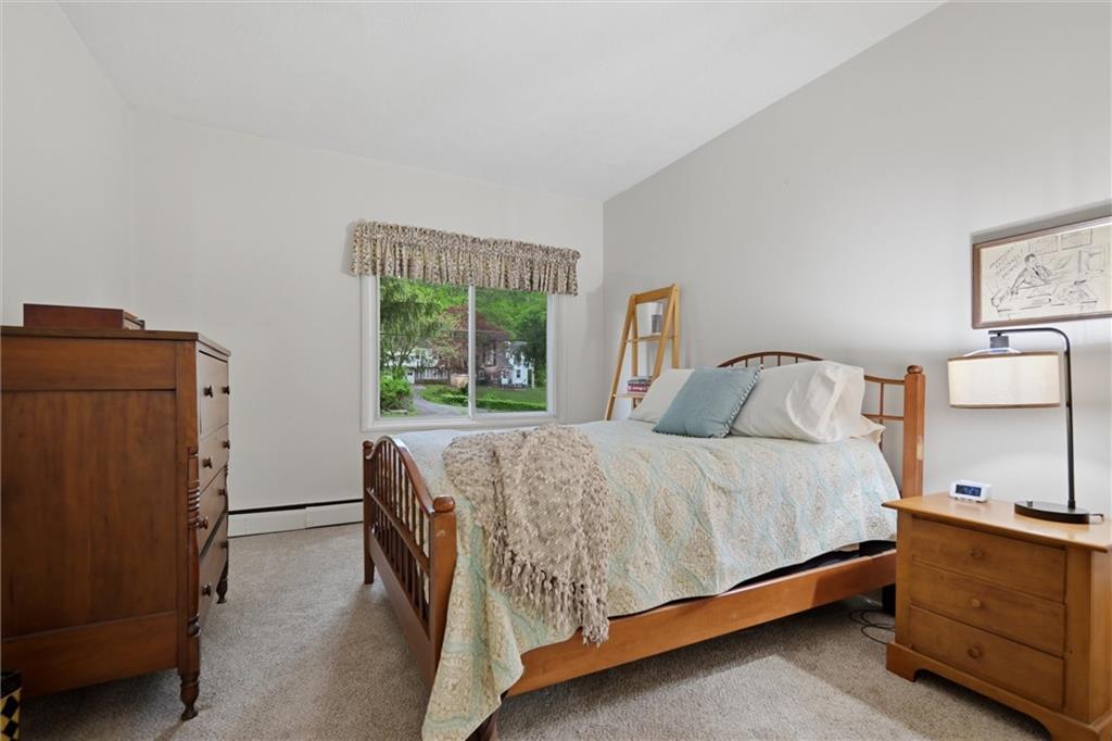 2907 Old Plank Road New Castle, PA 16105 - Photo 8 of 30 Primary bedroom