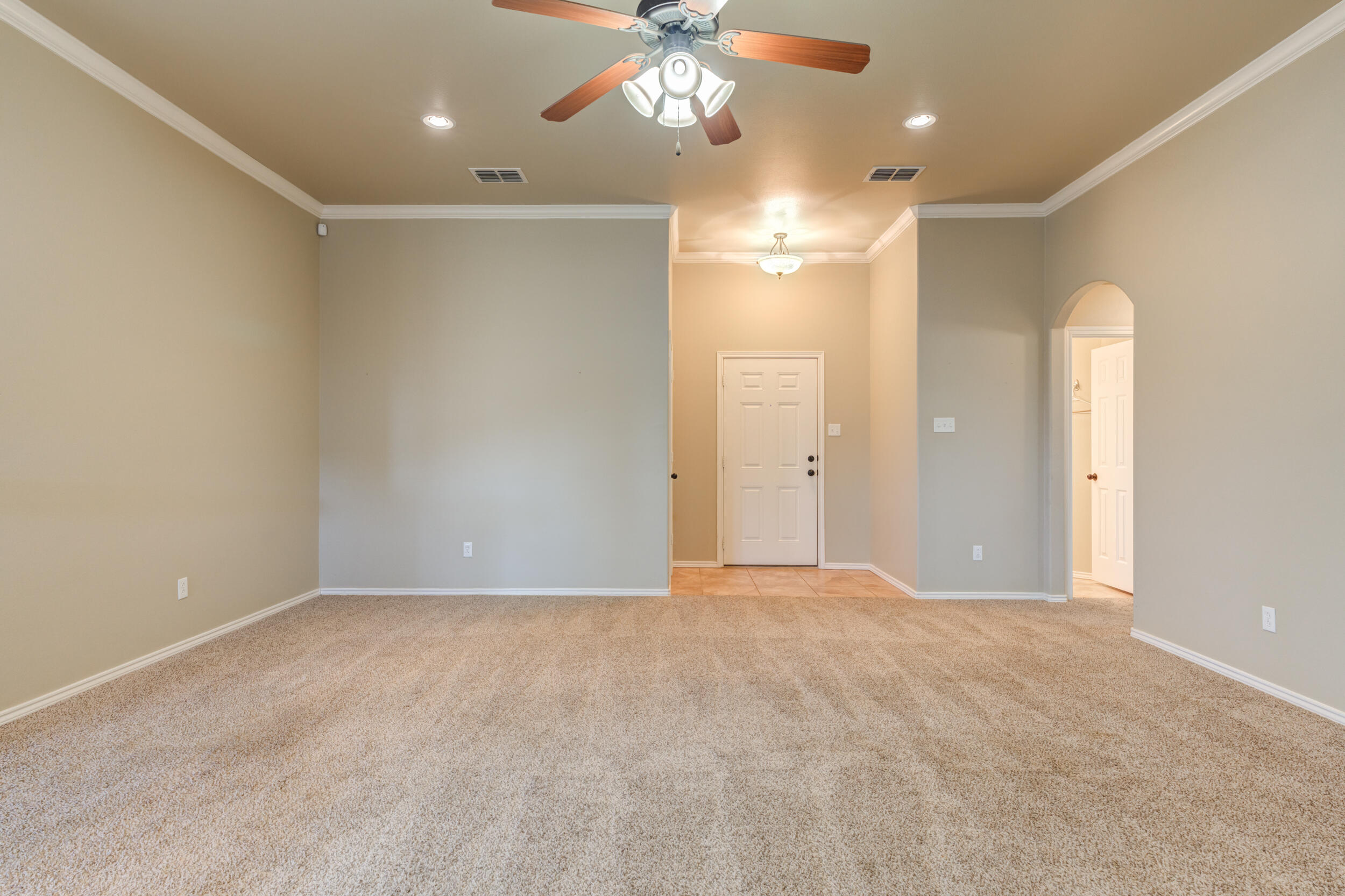 7513 85th Street Lubbock, TX 79424 - Photo 11 of 43 7513-85th-St_Lubbock-TX_10_Living-Room