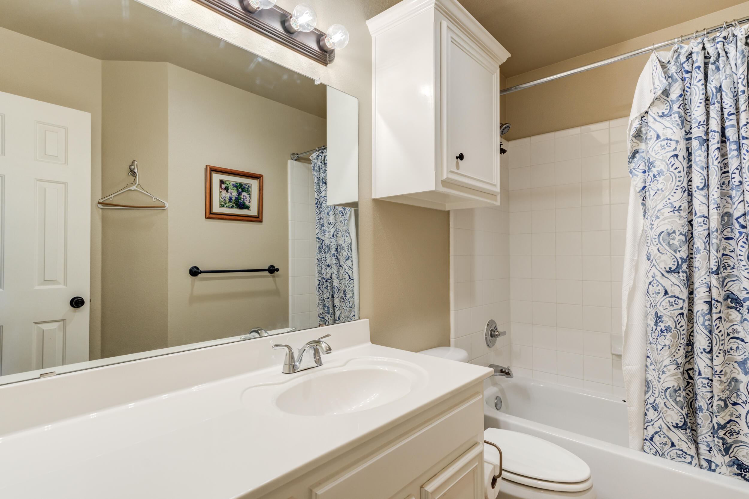 7513 85th Street Lubbock, TX 79424 - Photo 36 of 43 7513-85th-St_Lubbock-TX_14_Bathroom-2