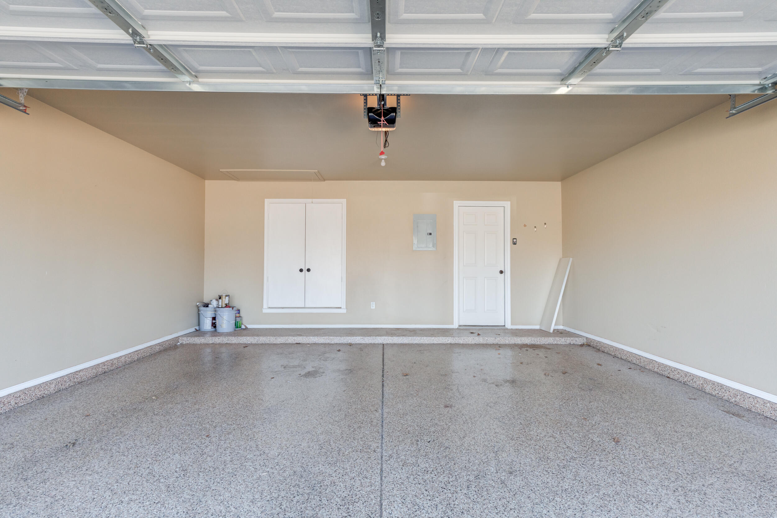 7513 85th Street Lubbock, TX 79424 - Photo 40 of 43 7513-85th-St_Lubbock-TX_4_Garage