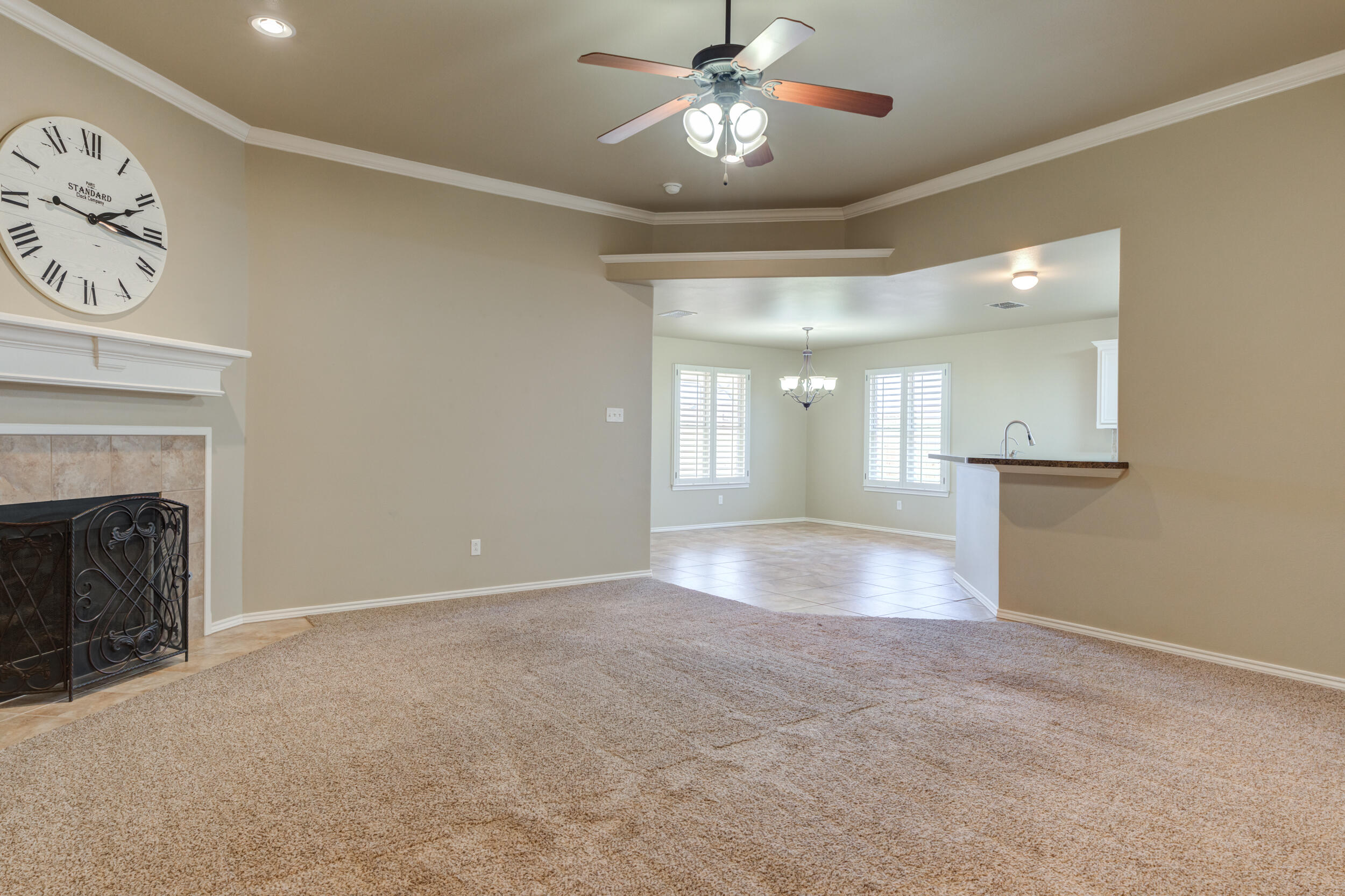 7513 85th Street Lubbock, TX 79424 - Photo 8 of 43 7513-85th-St_Lubbock-TX_7_Living-Room