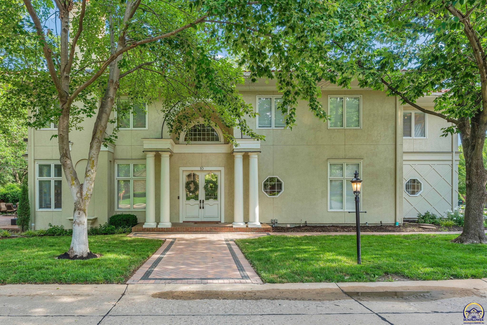 10 Southwest Westboro Pl  