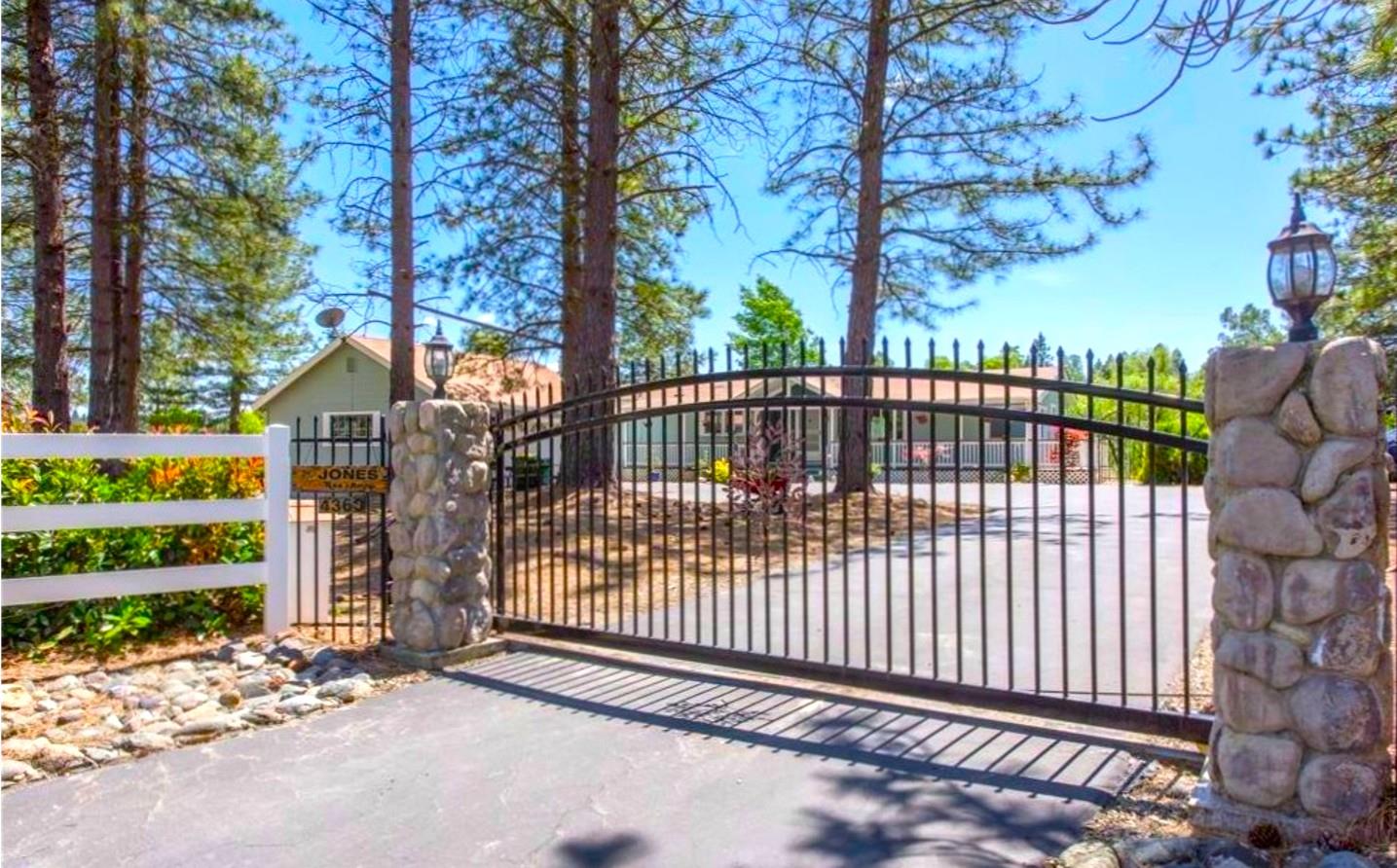 4360 Pleasant Valley Road Placerville, CA 95667 - Photo 65 of 71 a view of a wrought iron fences in front of house