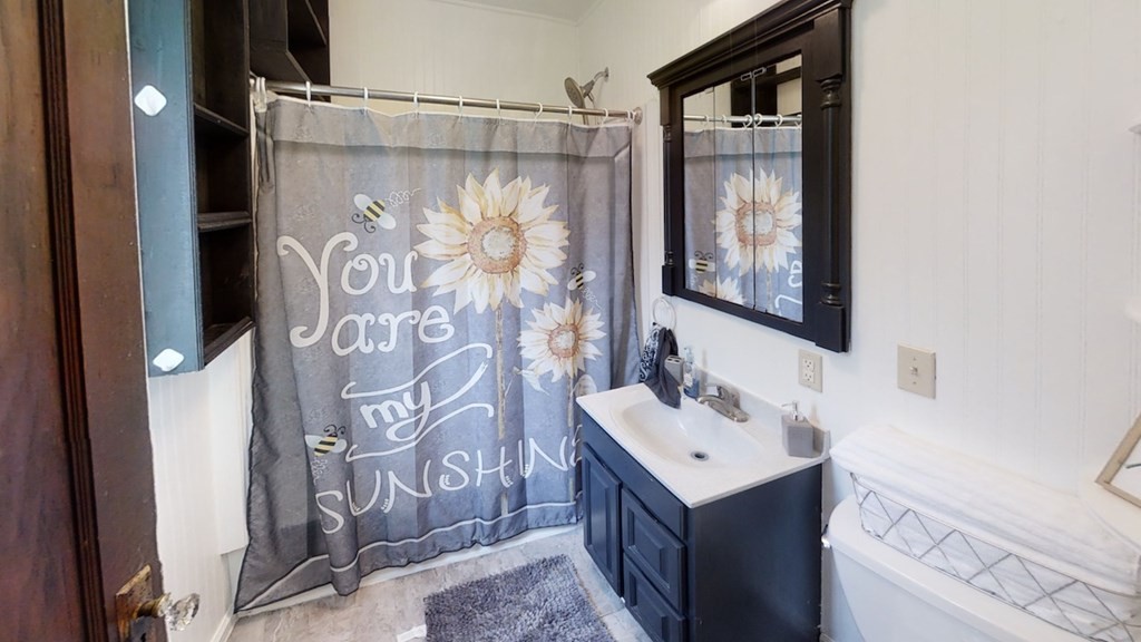 27565 Rhea County Highway Spring City, TN 37381 - Photo 17 of 30 a bathroom with a sink and mirror
