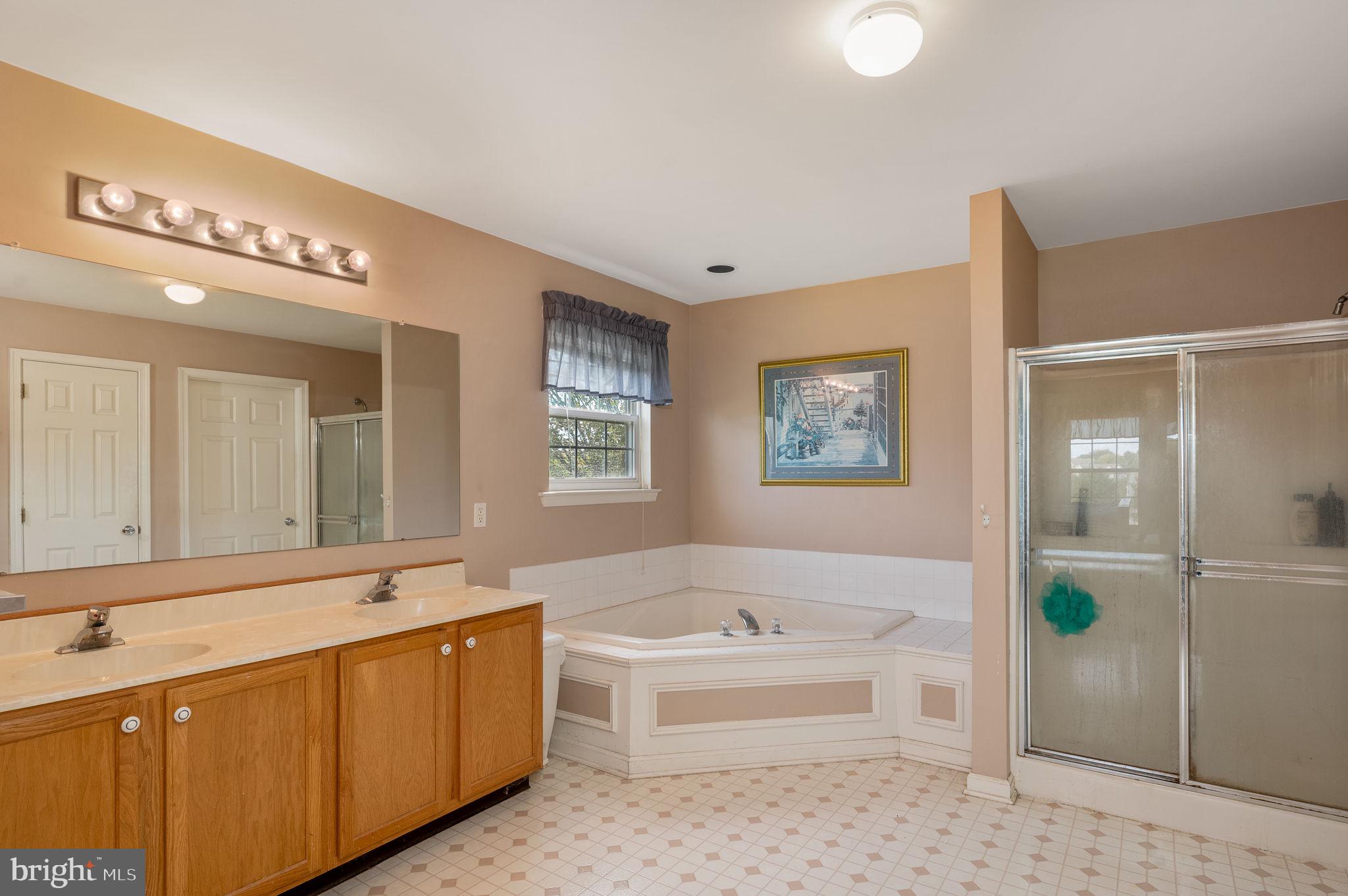 236 Wickersham Road Oxford, PA 19363 - Photo 19 of 30 En Suite