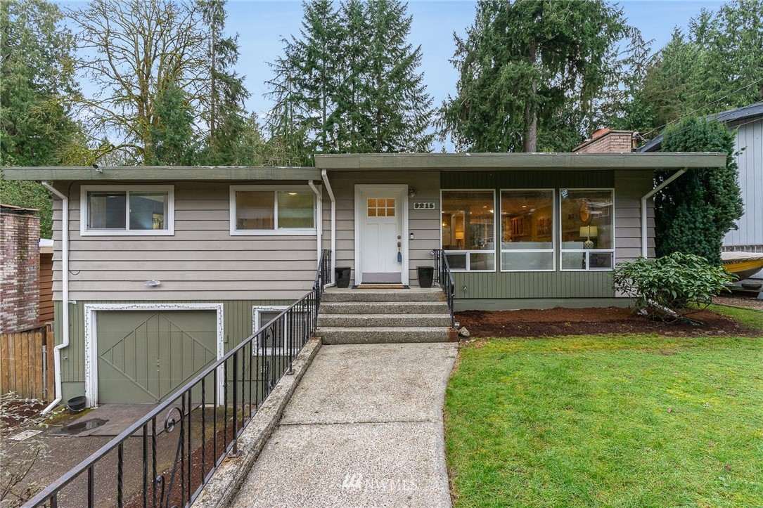 a view of house and outdoor space