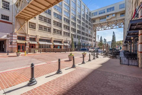 $415,000 | 2600 West 7th Street, Unit 2656, Fort Worth, TX 76107