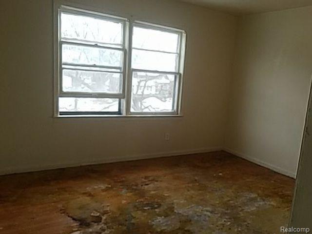 19215 Meyers Road Detroit, MI 48235 - Photo 9 of 13