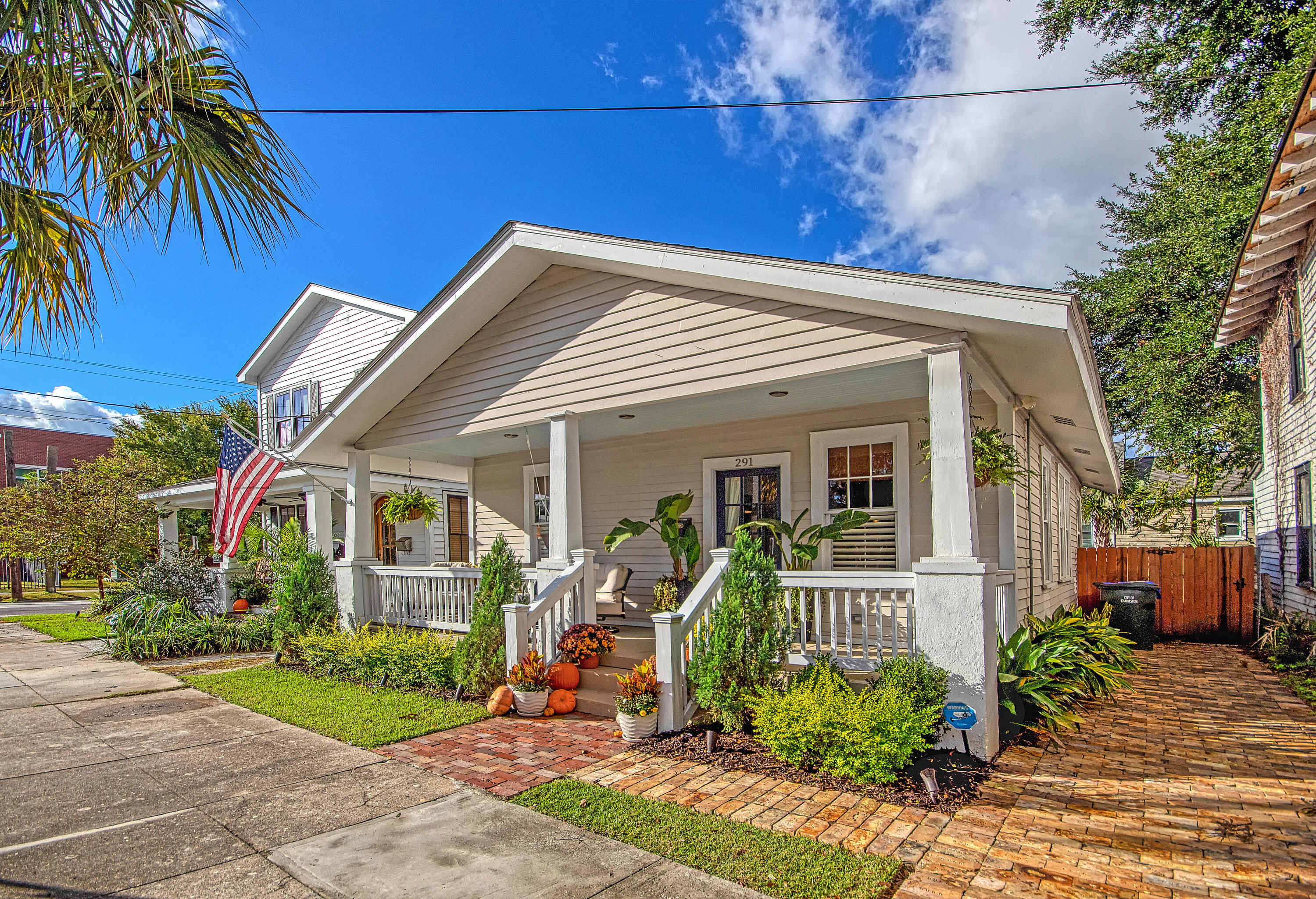 291 President Street Charleston, SC 29403 - Photo 1 of 44 CREM_291 President_025