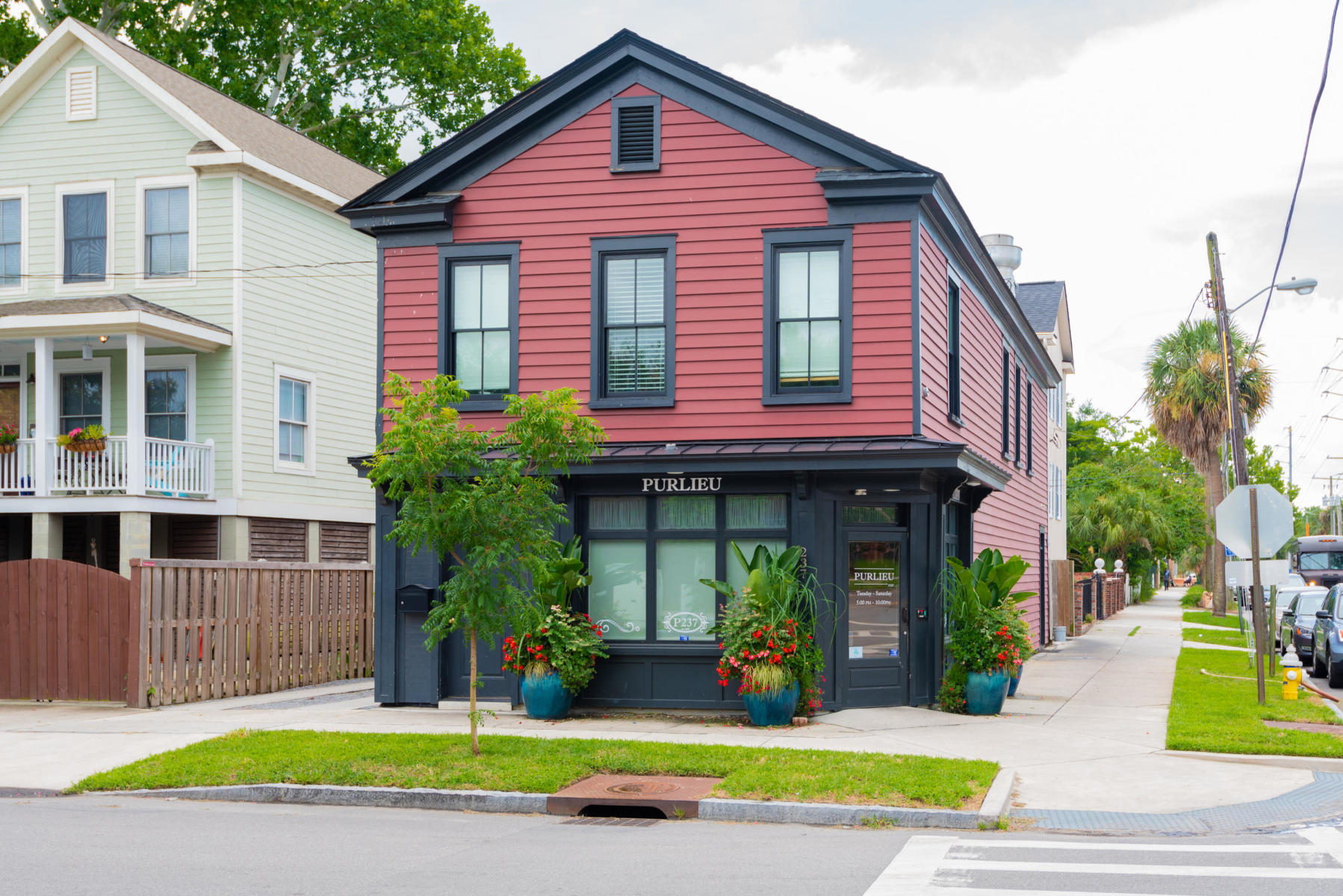 291 President Street Charleston, SC 29403 - Photo 40 of 44 Purlieu