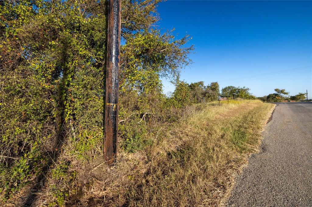 Tbd Tbd Cr-4680 Boyd, TX 76023 - Photo 2 of 3 a view of a yard