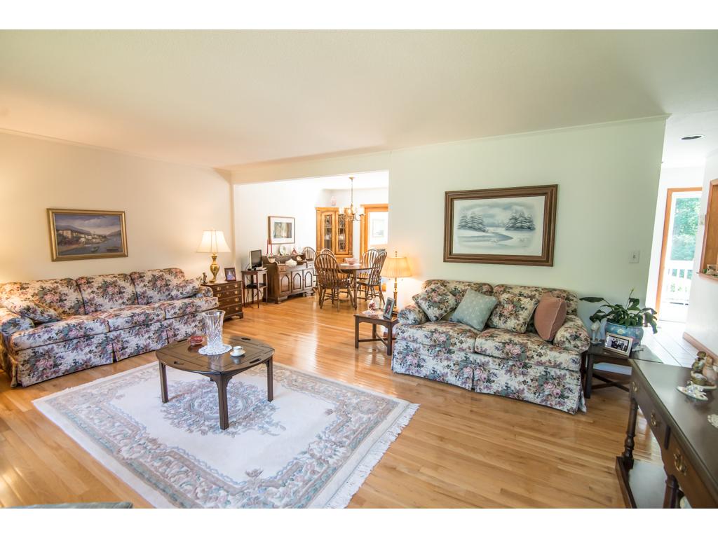 5 Garvin Road Derry, NH 03038 - Photo 2 of 28