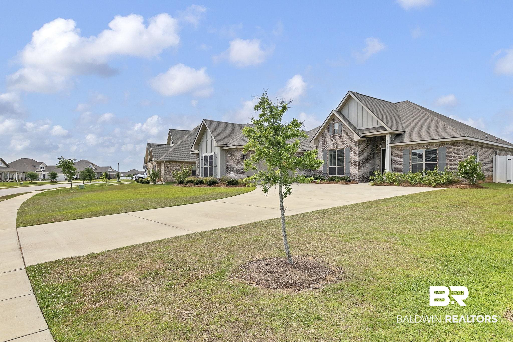 10606 Secretariat Boulevard Daphne, AL 36526 - Photo 3 of 53