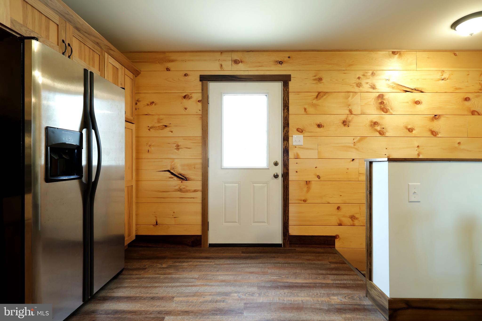 690 Gypsy Camp Hollow Road Tyrone, PA 16686 - Photo 5 of 39