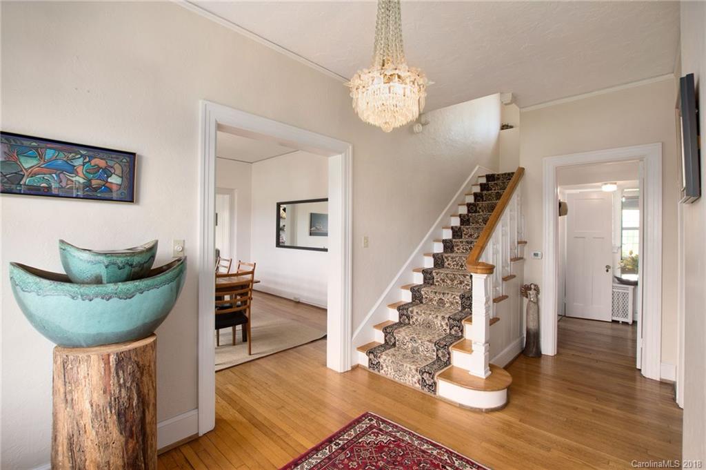 21 Lakeview Road Asheville, NC 28804 - Photo 3 of 36 Gallery Image 3