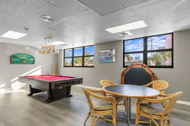 $375,000 | 1401 North Riverside Drive, Unit 1007, Pompano Beach, FL 33062