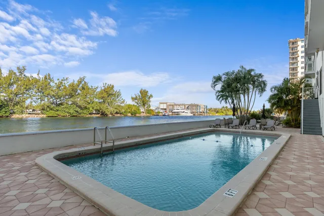 $375,000 | 1401 North Riverside Drive, Unit 1007, Pompano Beach, FL 33062