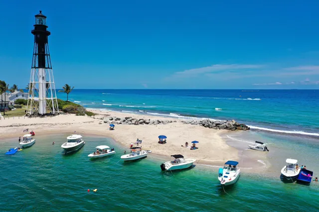 $375,000 | 1401 North Riverside Drive, Unit 1007, Pompano Beach, FL 33062