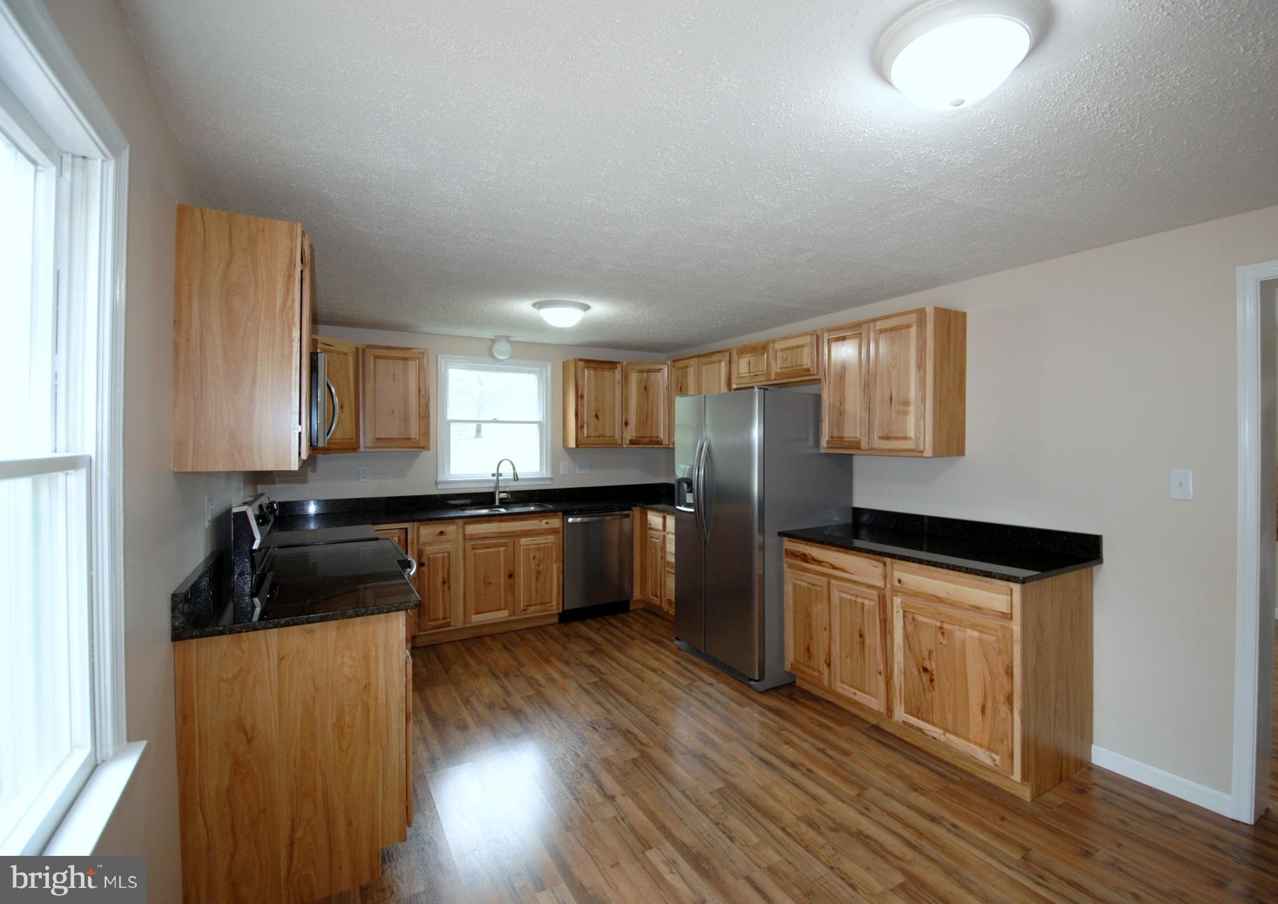 272 McDonald Road Winchester, VA 22602 - Photo 9 of 30 Kitchen