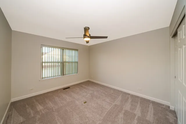 $3,500 | 2930 Glacier Way, Unit A, Wauconda, IL 60084