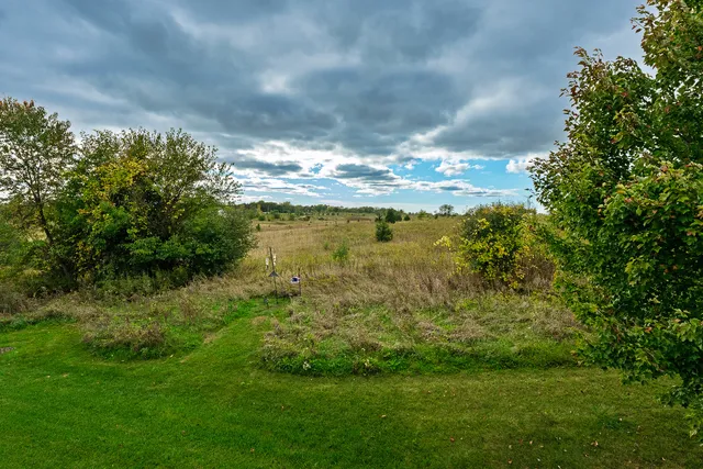 $3,500 | 2930 Glacier Way, Unit A, Wauconda, IL 60084