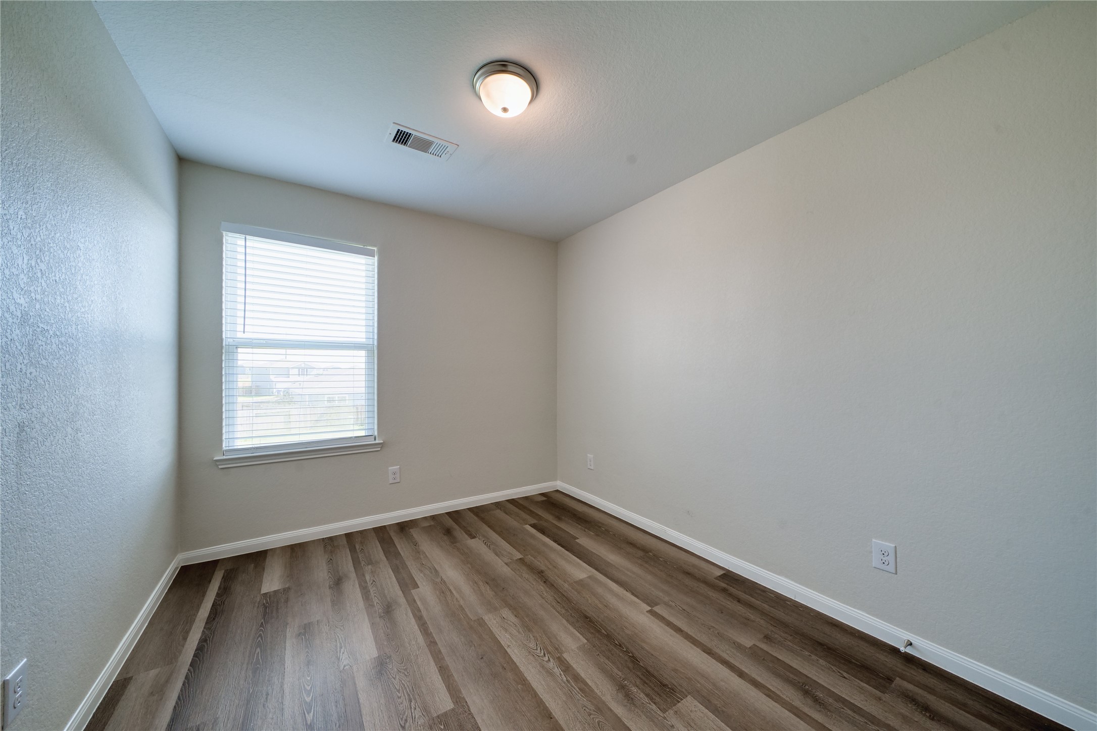 5735 Rainbow Rd. Cove, TX 77523 - Photo 18 of 22 Secondary Bedroom #3