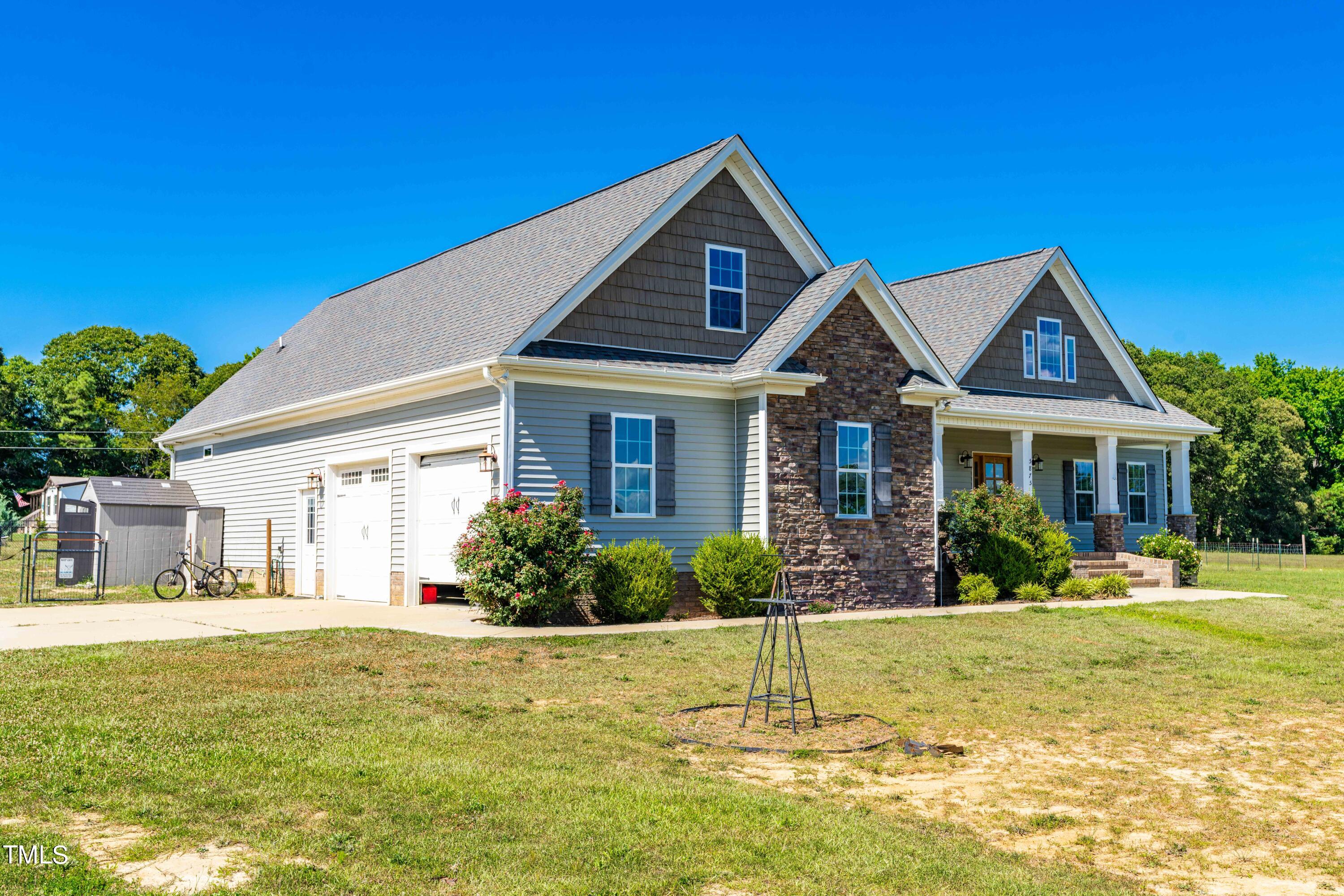 5875 Rains Crossroads Road Princeton, NC 27569 - Photo 4 of 55 DSC02555