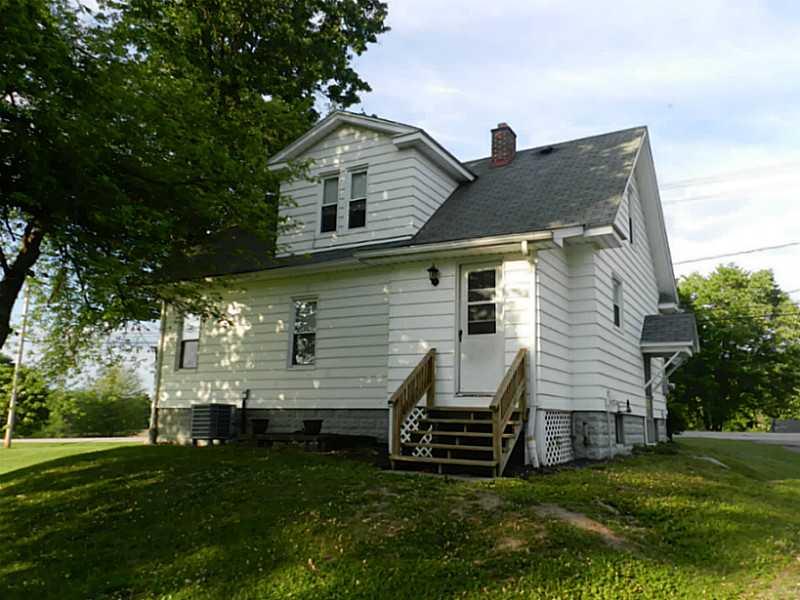 937 Old State Road New Castle, PA 16101 - Photo 21 of 21 Exterior Back.