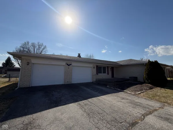 $1,895 | 5585 Gallagher Drive, Greenwood, IN 46142