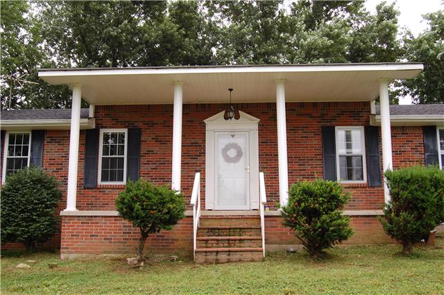 450 Rock Springs Road Castalian Springs, TN 37031 - Photo 2 of 20 Welcome Home!